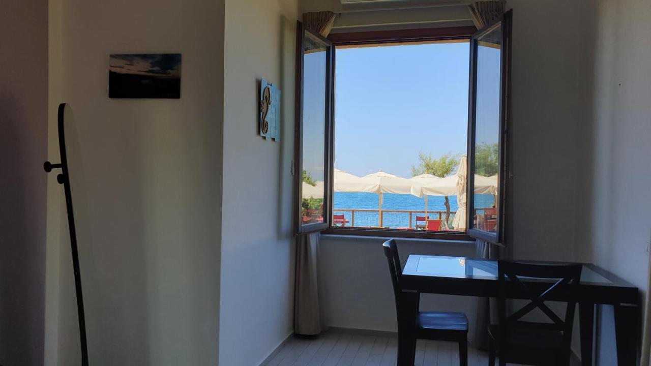 Aparthotel Cala Dei Mori Livorno Esterno foto