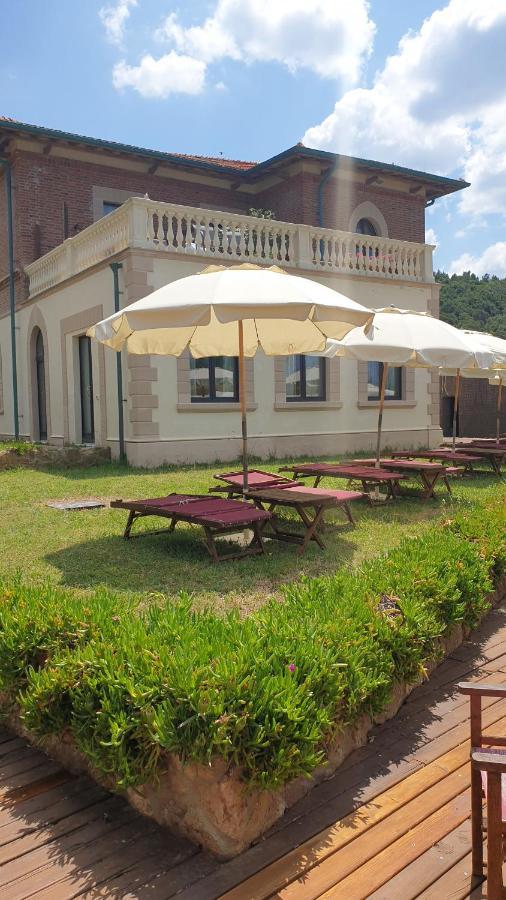 Aparthotel Cala Dei Mori Livorno Esterno foto
