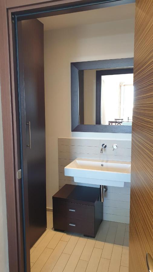 Aparthotel Cala Dei Mori Livorno Esterno foto