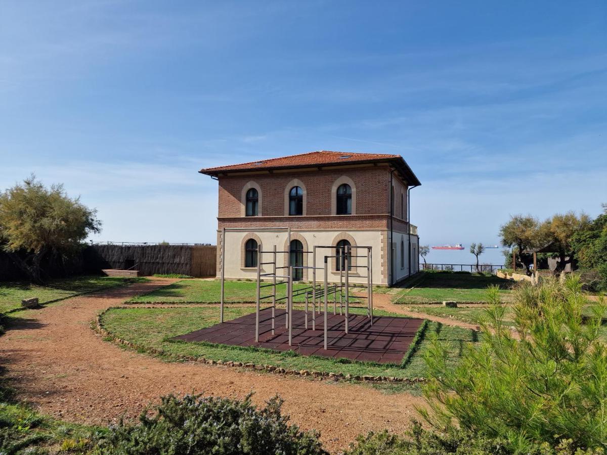 Aparthotel Cala Dei Mori Livorno Esterno foto