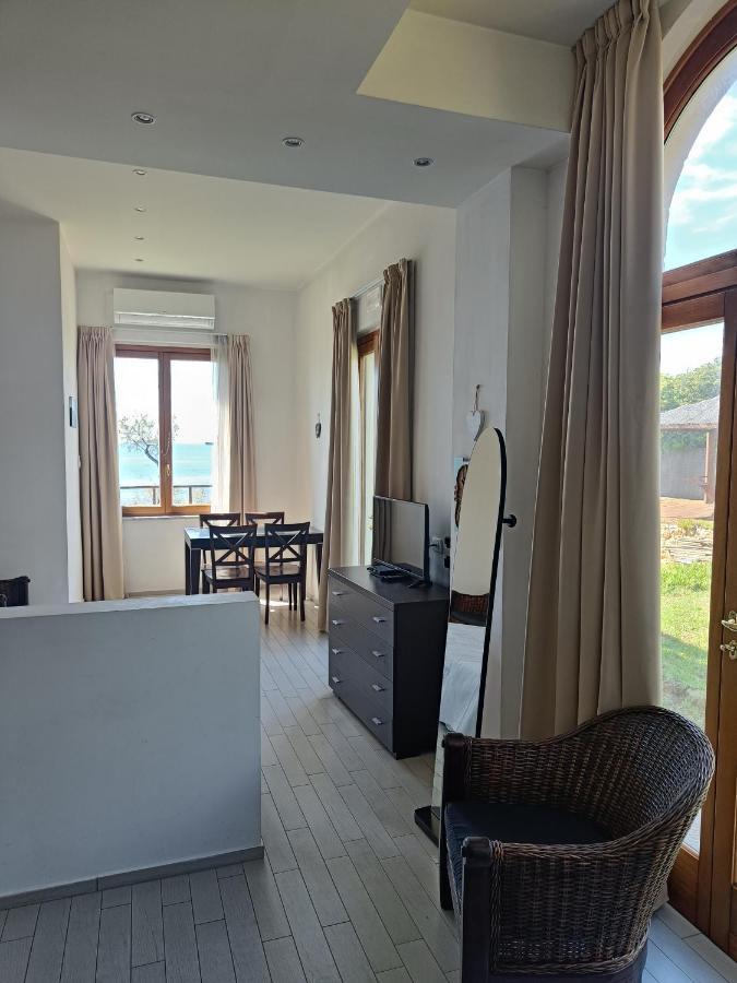Aparthotel Cala Dei Mori Livorno Esterno foto