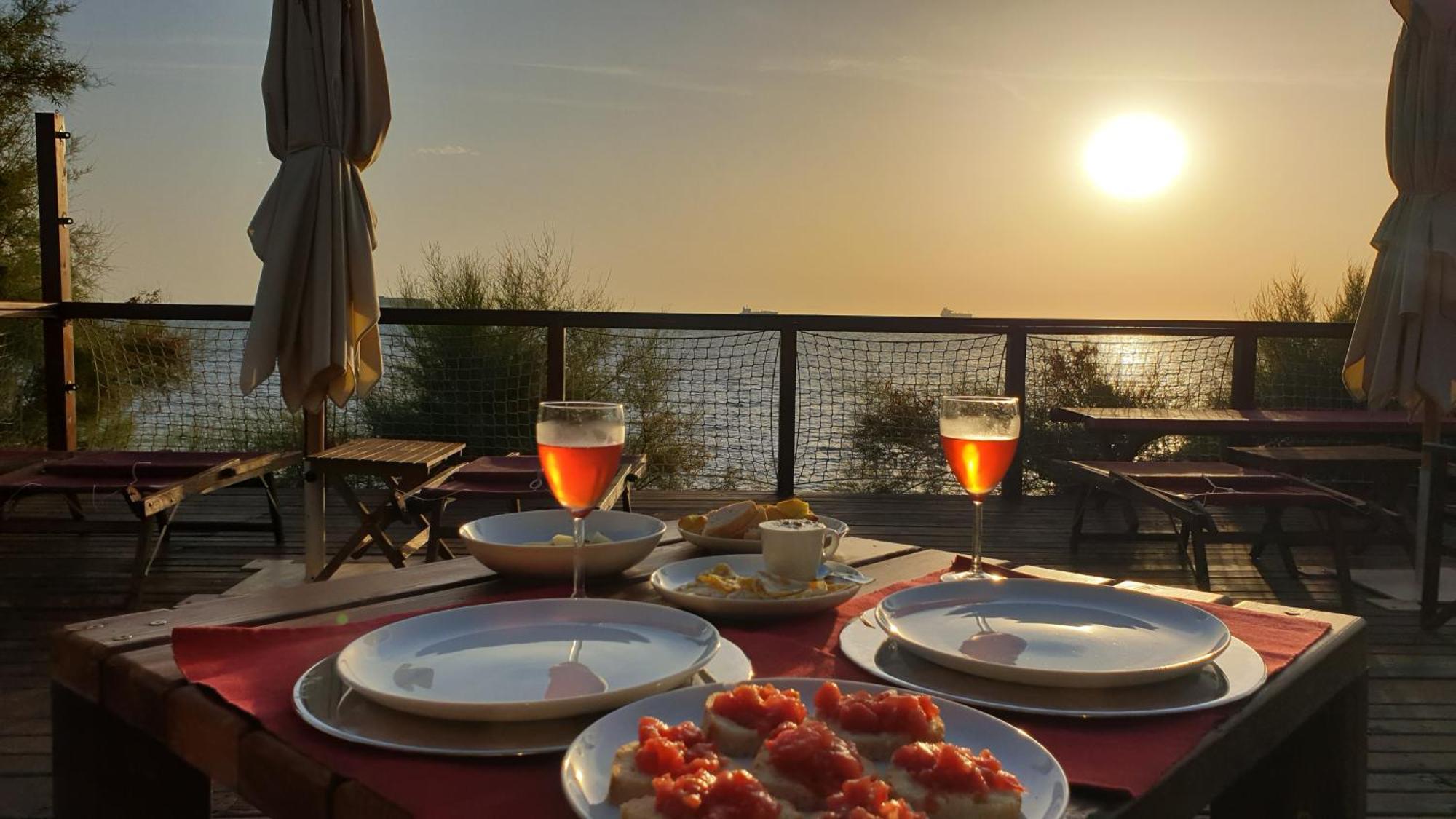Aparthotel Cala Dei Mori Livorno Esterno foto