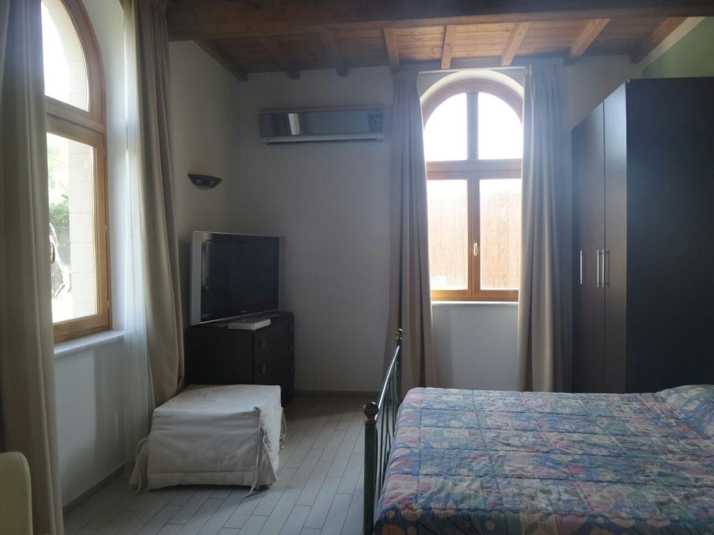 Aparthotel Cala Dei Mori Livorno Esterno foto